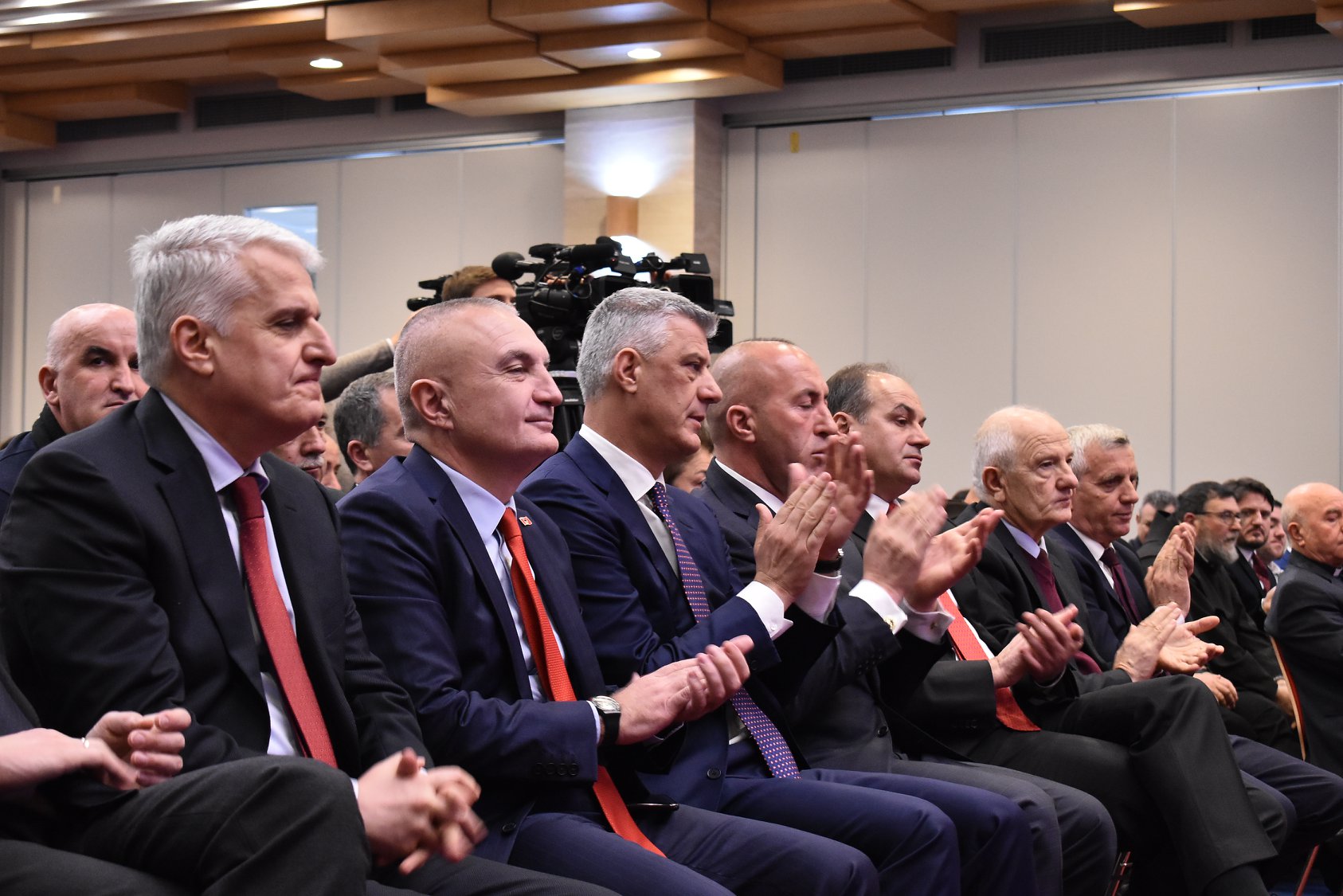 NdihmojeniFondacionin Drita