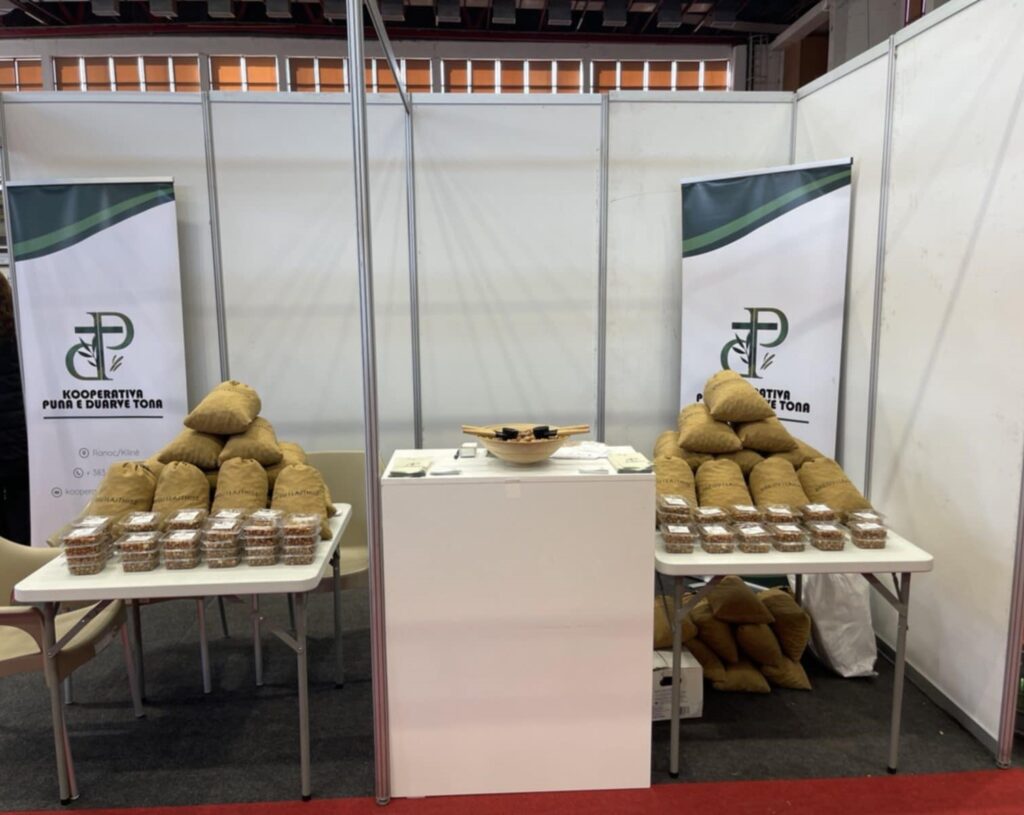 Kooperativa “Puna e Duarve Tona” pjesëmarrëse në panairin Agrokos 2024